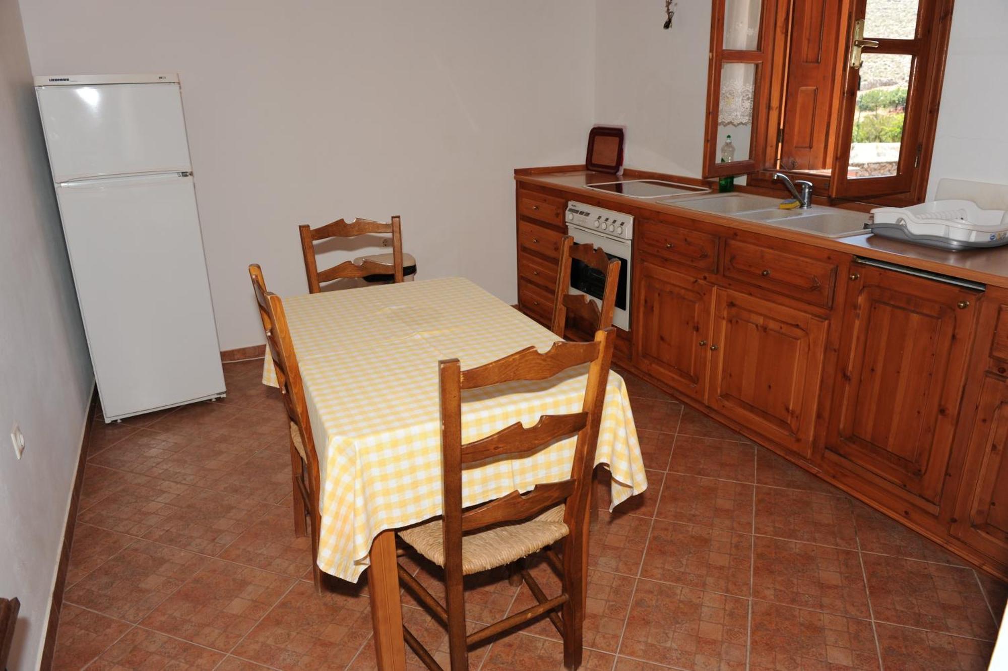 Villa Zeus Sými Bilik gambar