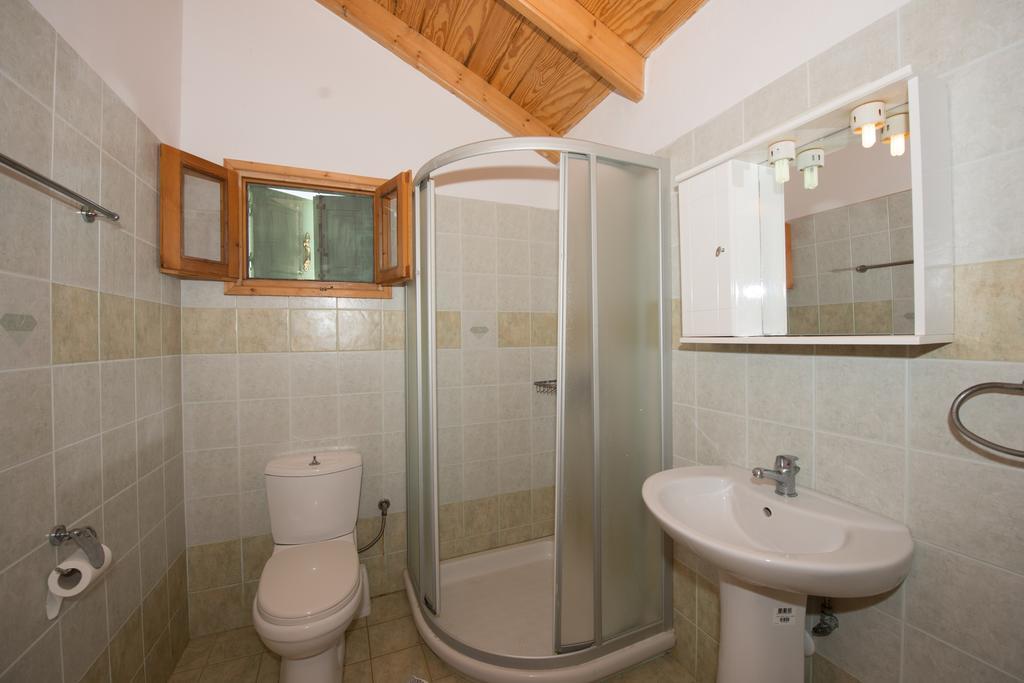 Villa Zeus Sými Luaran gambar